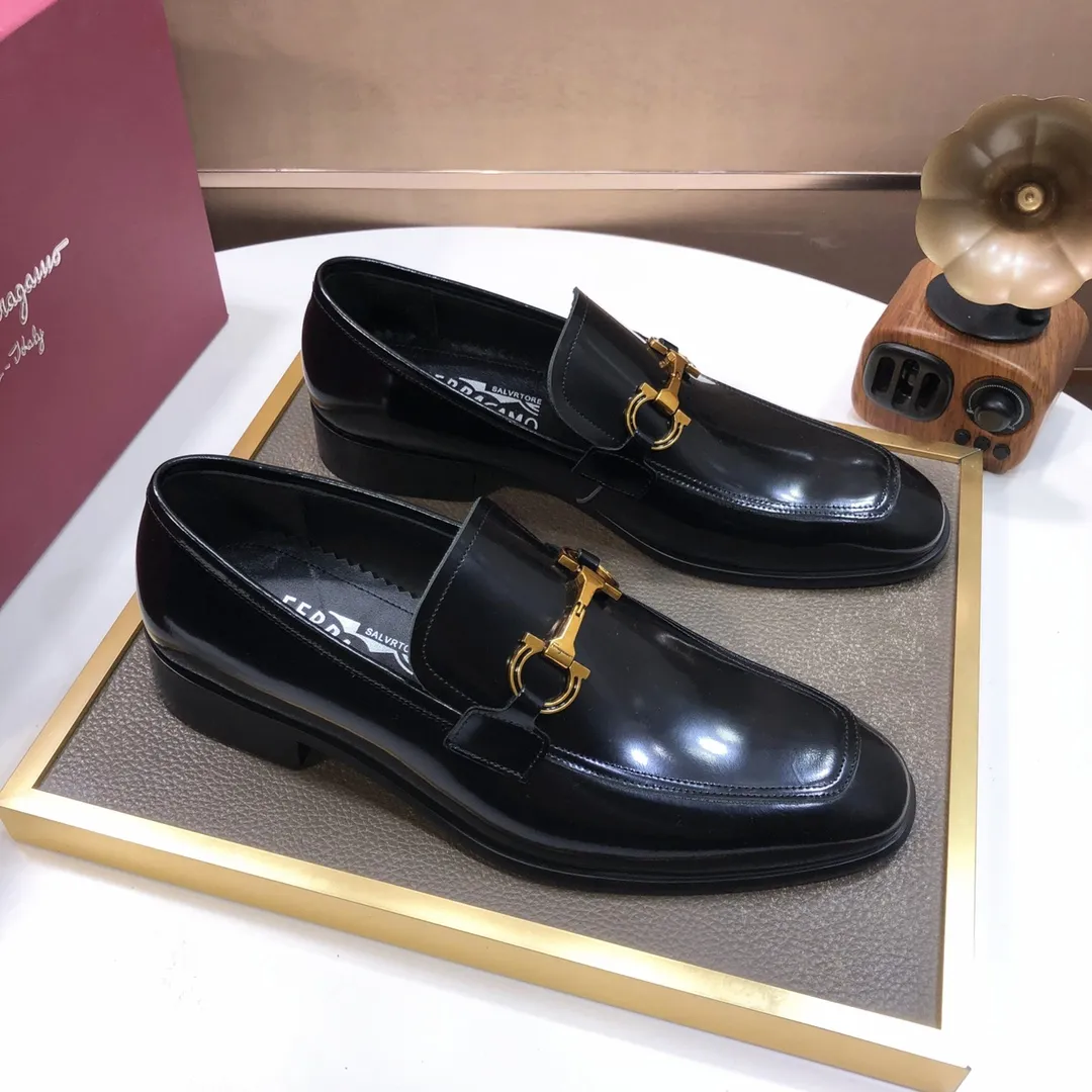 Men's shoes 💰500💰 [Ferragamo/Ferragamo] The latest model in the counter. Original imported high-quality cowhide with open sides + imported 🐂 water-dyed cowhide lining + original luxury metal buckle + original combination outsole. Comparison without pressure 38--45 (45 is custom-made and cannot be returned or exchanged)